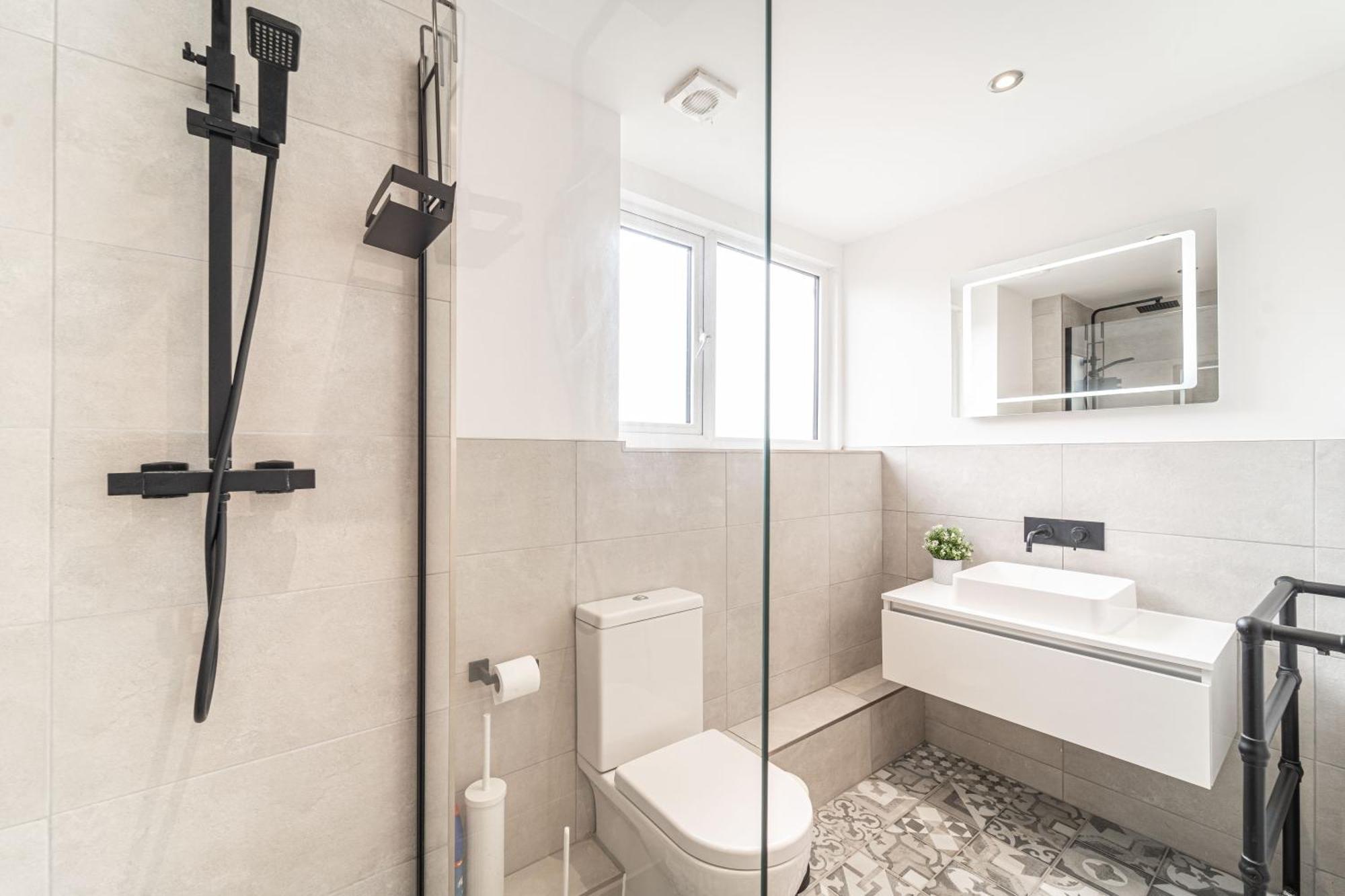 2 The Quadrant Luxury Apartments - Hoylake Zewnętrze zdjęcie